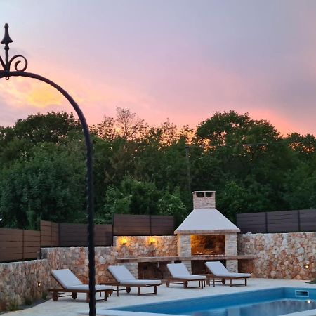 Villa Lulu Kamena Villa S Maslinikom Otok Krk Dobrinj Selo Gostinjac Крк Экстерьер фото